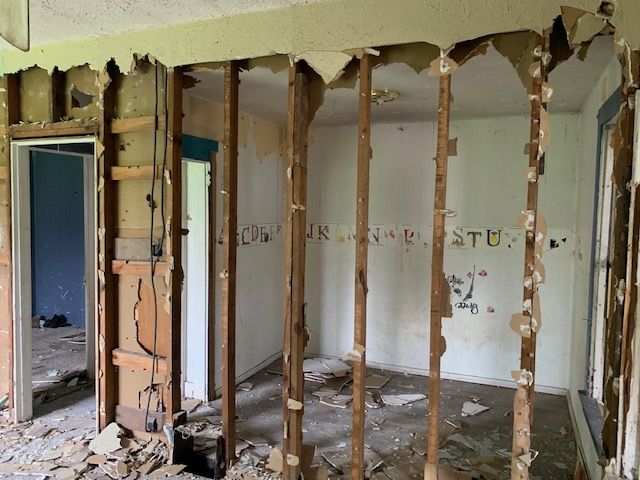 Homes for sale in Flint Genesee, MI | 915 Stocker Ave, Flint Genesee, MI 48503 | MLS# 20250032742